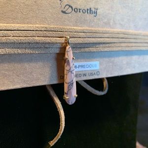 Beautifully designed choker with pink gem